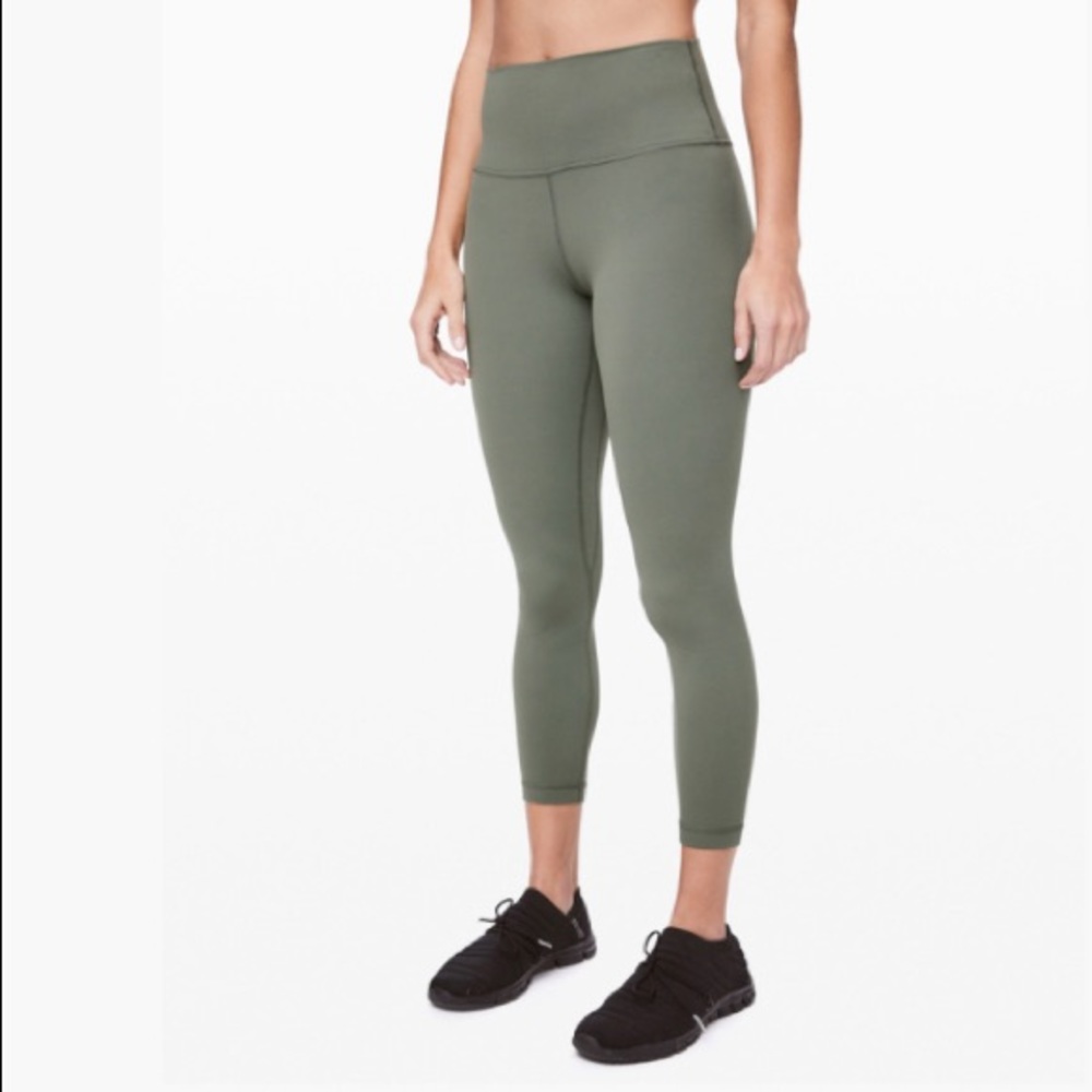 Lululemon 25” Align high rise legging in grey sage size 12